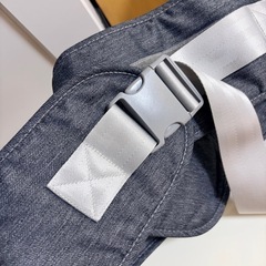 ヒップシート抱っこ紐の画像