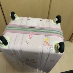 キャリーケース　花柄ピンク　大容量の画像
