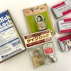 レトロ南京錠 6個 まとめての画像