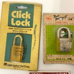 レトロ南京錠 6個 まとめての画像
