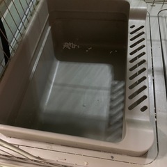 猫用3段ゲージ下トイレ、物入れ付きの画像