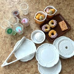 ★美品「リカちゃん人形セットと衣装・小物」の画像