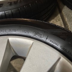 スズキ純正ホイールタイヤセットの画像