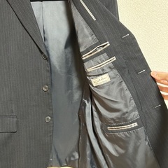 メンズスーツの画像