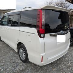 福岡発,80ノア,ハイブリッドG,車検R9年11月,持ち帰りOK！クルコン,両側電動,フルセグ,Bluetooth,大阪南港止2.9万円,東京有明港3.9万円の画像