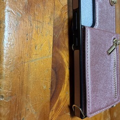 ピンク 合成皮革 スマホケース ショルダーストラップ付きの画像