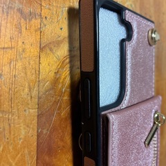 ピンク 合成皮革 スマホケース ショルダーストラップ付きの画像