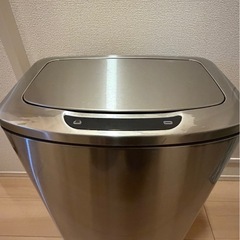コストコ　自動ゴミ箱の画像