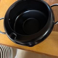 天ぷら鍋の画像