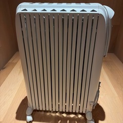 デロンギ オイルヒーター 1500Wの画像