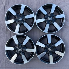 初代N-ONEホイール又はココアホイールキャップ探してます。