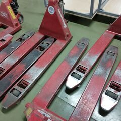 【中古】ハンドリフト ハンドフォーク　ニチユ　Bishamon どれでも1個15000円　管理番号YN328AZの画像