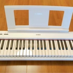 【超美品】ヤマハ YAMAHA 電子キーボード piaggero NP-12の画像