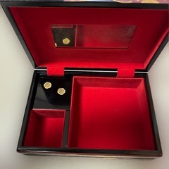 木製 本漆塗 オルゴール 小物入れの画像