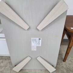 J8745 【リユースのサカイ柏店】 NITORI ニトリ 折りたたみテーブル カムオン クリーニング済み 新品参考価格4,790円の画像