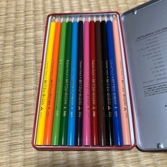 色鉛筆の画像