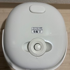 東芝 炊飯器3合炊き RC-5XE3の画像