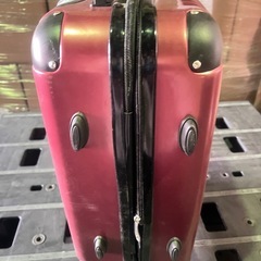 スーツケース機内持ち込みサイズの画像