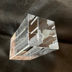 3Dクリスタル　常石グループ　100周年記念の画像