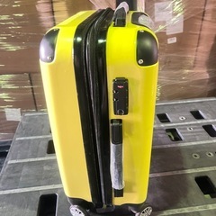 スーツケース機内持ち込みサイズの画像