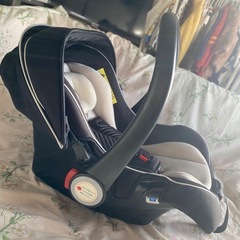 極美品　マムズキャリー　MCブライト3 ベビーシート　西松屋の画像