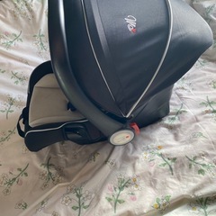 極美品　マムズキャリー　MCブライト3 ベビーシート　西松屋の画像