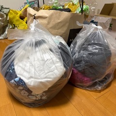 主にレディース服 大量の画像