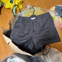 主にレディース服 大量の画像