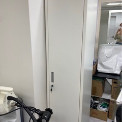 【美品】オカムラ 1人用ロッカーの画像