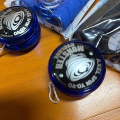 未使用縄跳び2つとヨーヨー2個セットの画像