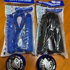 未使用縄跳び2つとヨーヨー2個セットの画像