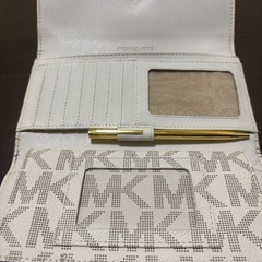 MK.マイケルコース長財布の画像