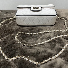 CHANEL シャネル マトラッセ チェーン クラッチ AP4516 ショルダーバッグ ラムスキン　希少色　白色　極上　正規品の画像