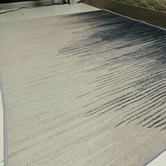 カーペット 洗濯機で洗える ラグマット 防臭 ラグ 幾何学模様 低反発マット 160*200 ラグマット リビングルームラグ 100*120 ふわふわ シンプル ポリエステル カラー 160*200 防ダニ フローリング 軽量設計 ホットカーペットカバー オフホワイト 滑り止め付 小さなカーペット 冷房対応 おしゃれ モダンの画像