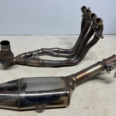 CBR1000RR 2007年式純正パーツ　マフラー　エキパイ　スクリーン
の画像