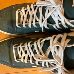 CONVERSEスニーカー28cmの画像