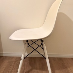 椅子　チェア　ホワイトの画像