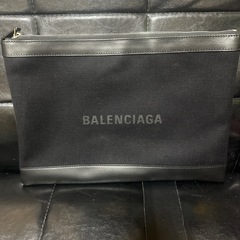 BALENCIAGAの画像