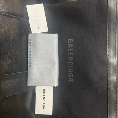 BALENCIAGAの画像