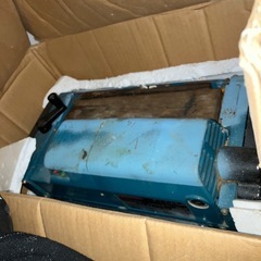 makita マキタ 300mm 自動カンナ 2012の画像