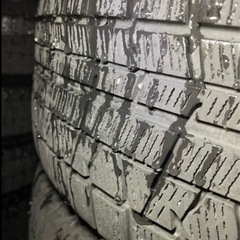 ヨコハマアイスガードIG50プラス  215/60r16の画像