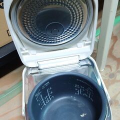 炊飯器 パナソニック 火力おどり炊き 2021年製の画像