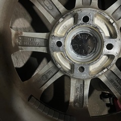 スタッドレスタイヤの画像