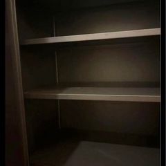 ミラー扉付きキャビネット¥39.990 / スチール製　IKEAの画像