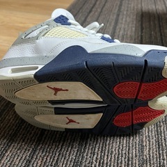 Air Jordan 4の画像