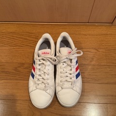 adidas スニーカー　26cmの画像