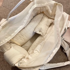 【美品】犬キャリーバッグ　milliong ミリオン　コットンキャンディバッグ バニラクリームの画像