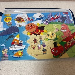 アンパンマン等パズル3枚の画像