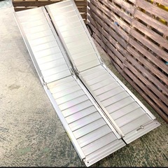 希少❗️4つに折りたためる‼️車椅子スロープ アルミ製　バイク、自転車の画像