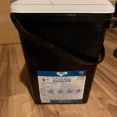 床タイル、床シート用接着剤　の画像